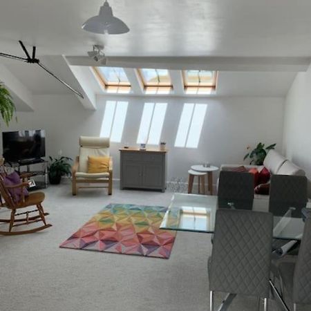 Stylish Apartment In The Centre Of Hebden Bridge. Exterior photo