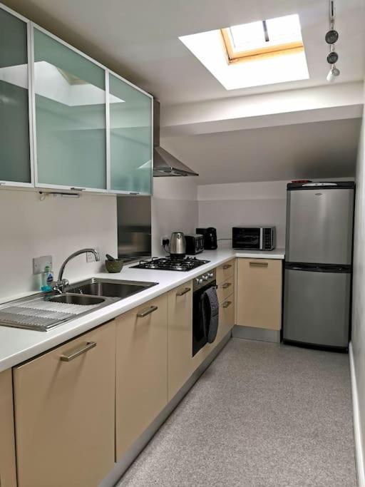 Stylish Apartment In The Centre Of Hebden Bridge. Exterior photo